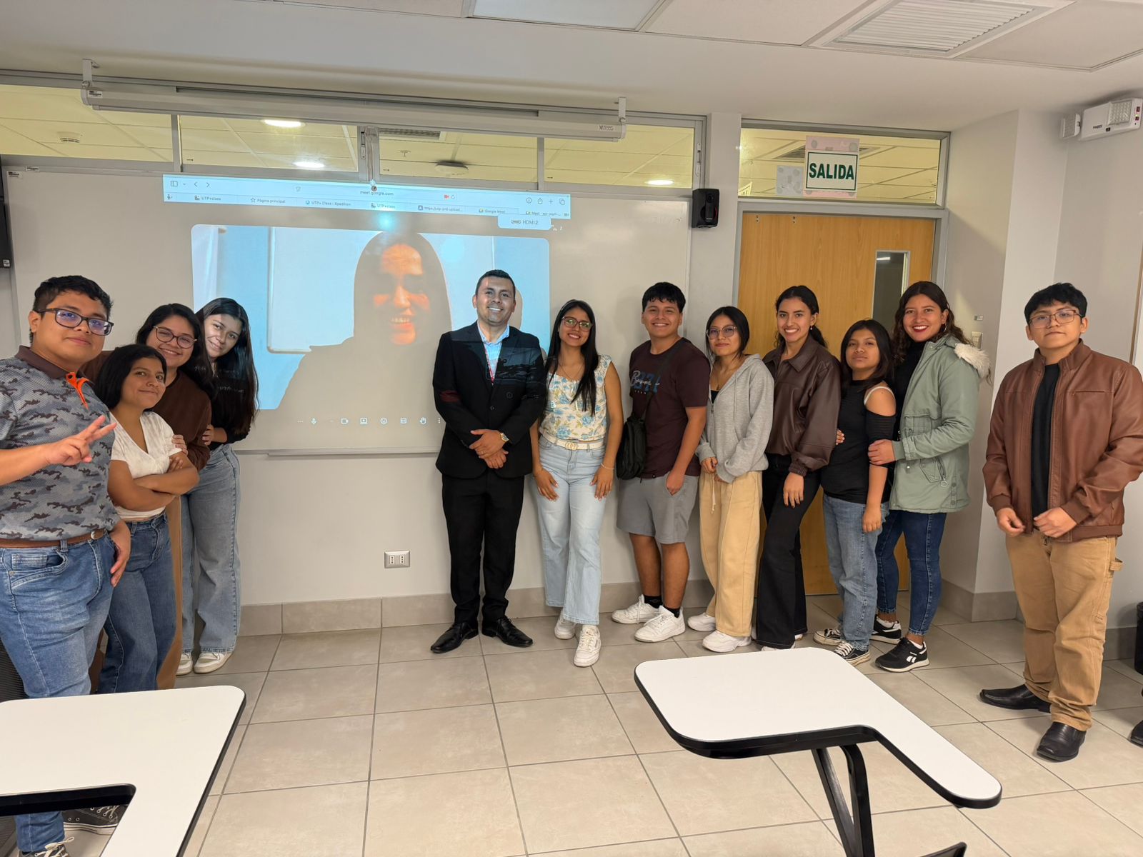 UPE fortalece la internacionalización académica mediante Clase Espejo Internacional